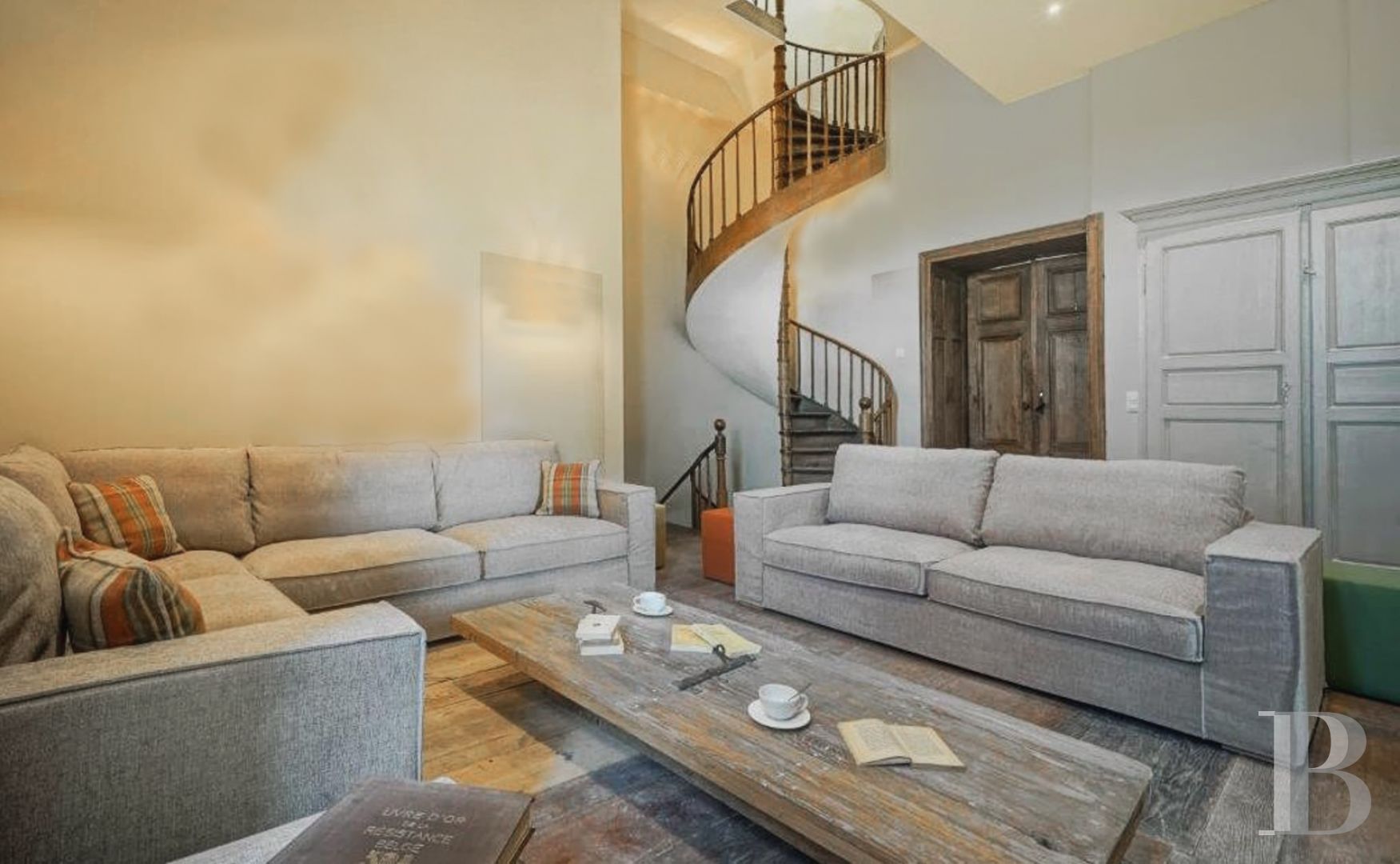 En Belgique, au sud-est de Namur, un gîte dans l’aile d’un château de famille - photo  n°6